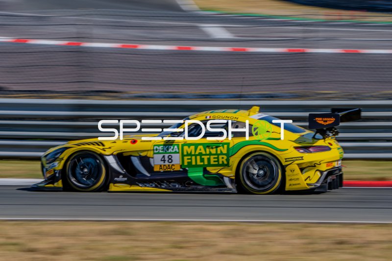 Mercedes-AMG GT3 #48 von Jules Gounon (Winward) in Oschersleben