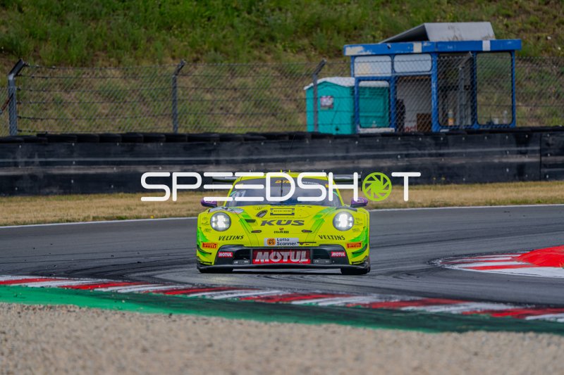Porsche 911 GT3 R #91 von Thomas Preining (Manthey Racing) in Oschersleben