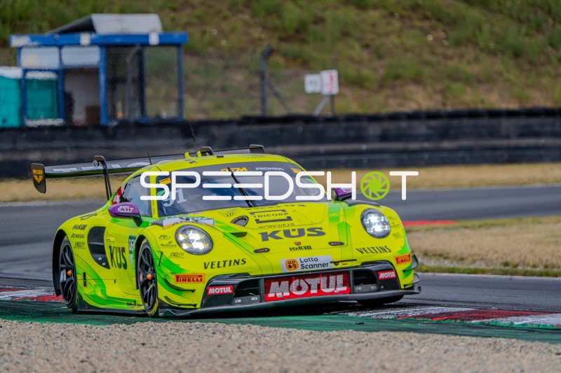 Porsche 911 GT3 R #91 von Thomas Preining (Manthey Racing) in Oschersleben