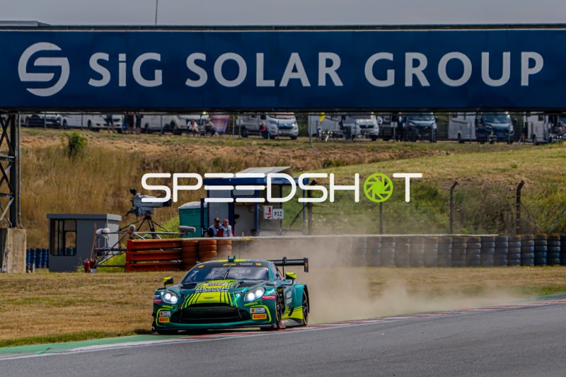 Aston Martin Vantage GT3 #7 von Nicki Thiim (Comtoyou Racing) in Oschersleben