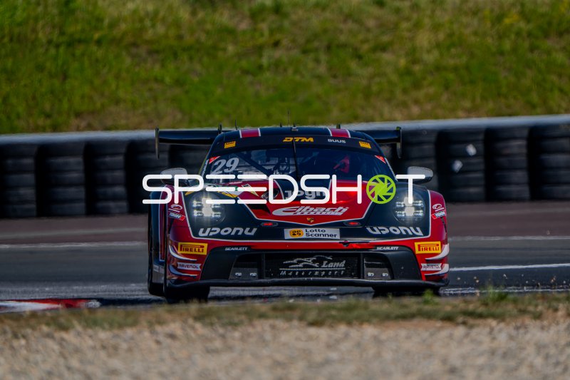 Porsche 911 GT3 R #29 von Bastian Buus (Land-Motorsport) in Oschersleben