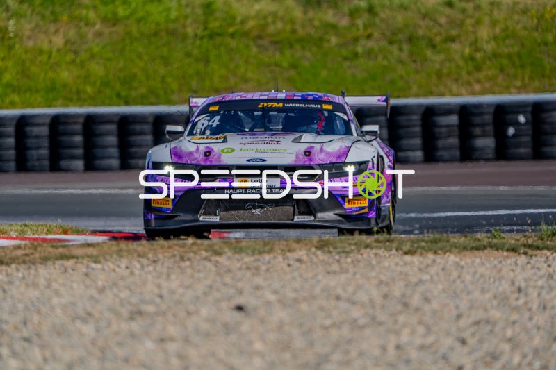 Ford Mustang GT3 #64 von Finn Wiebelhaus (HRT Ford Racing) in Oschersleben
