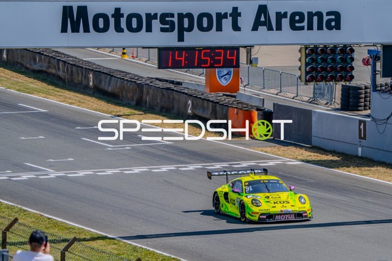 Porsche 911 GT3 R #91 von Thomas Preining (Manthey Racing) in Oschersleben