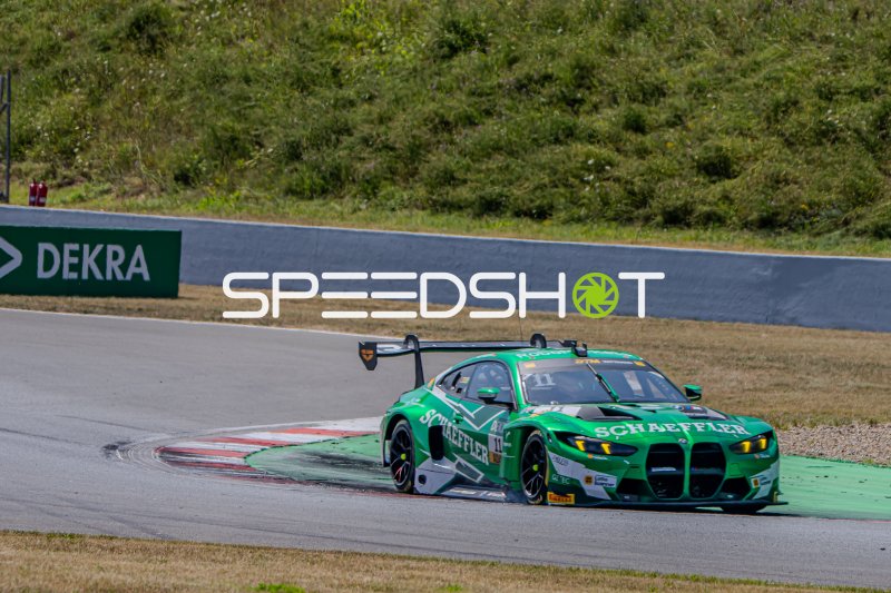 BMW M4 GT3 #11 von Marco Wittmann (Schubert Motorsport) in Oschersleben
