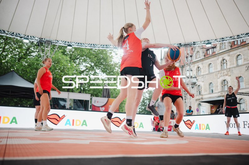 3x3-Basketball-Zweikampf unter dem Zeltdach in Hannover