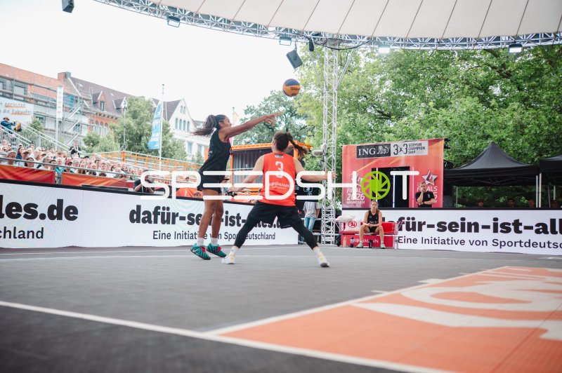 Wurfaktion beim ING 3x3 German Championship in Hannover