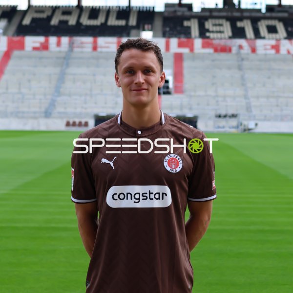 Portrait Martijn Kaars (#19; FC St. Pauli)