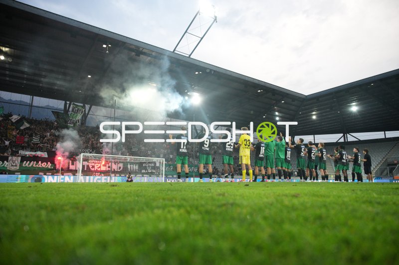 FC Wacker feiert mit den Fans im Tivoli Innsbruck