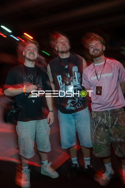 Drei Gäste mit All-Access-Pässen beim Event in Ulm