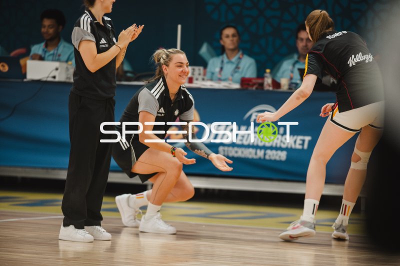 Jubel und Teammoment beim FIBA U18 Women's EuroBasket in Stockholm