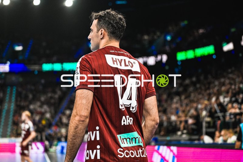 Aitor Arino (#14; Füchse Berlin) im SAP Garden München