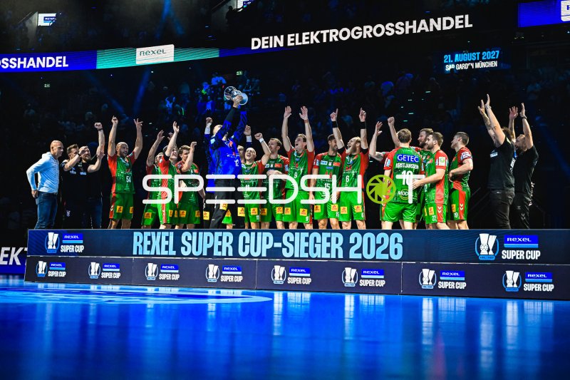 SC Magdeburg feiert als Rexel Super Cup-Sieger 2026 in München