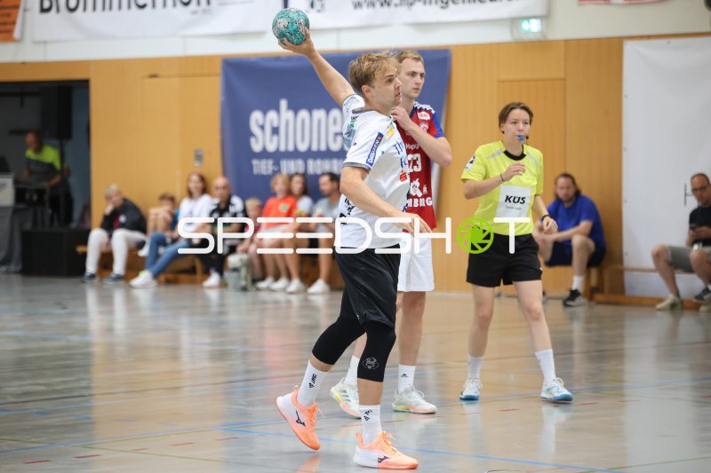 Wurfaktion in der KGS-Sporthalle Schneverdingen – Mors Thy vs. HSV Hamburg