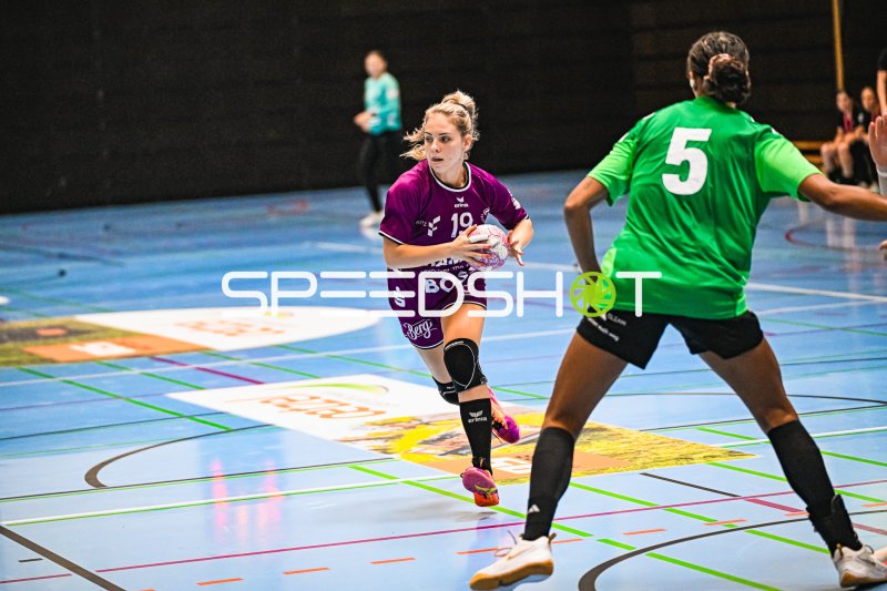 Johanna Farkas (#19, TuS Metzingen) beim SUN CUP Neckarsulm 2026
