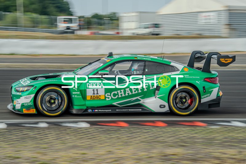 BMW M4 GT3 #11 von Marco Wittmann (Schubert Motorsport) am Nürburgring
