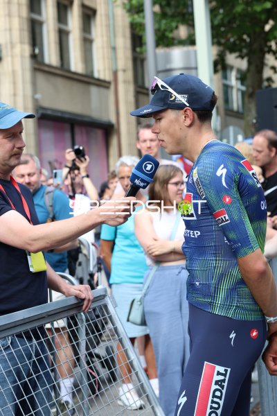 Soudal Quick-Step Fahrer im NDR-Interview bei den Cyclassics Hamburg
