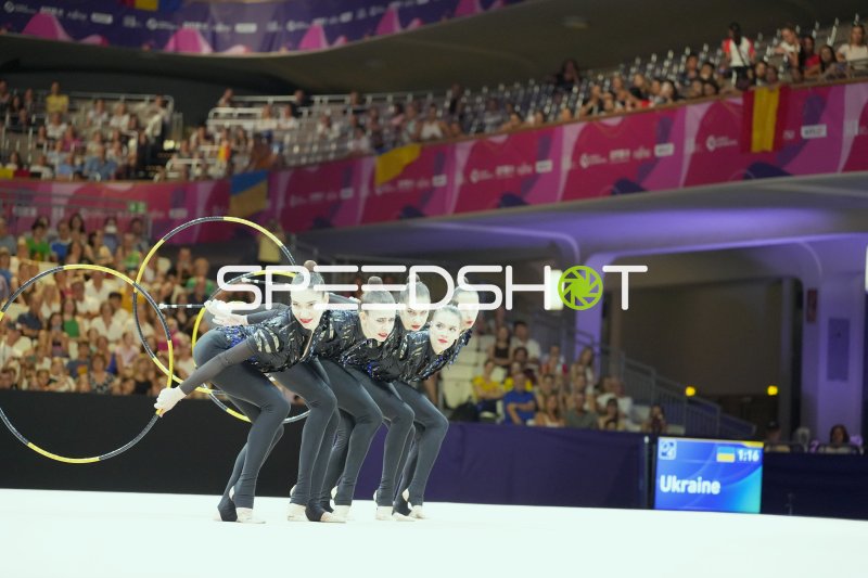 Ukraine bei der Gruppenübung mit Reifen bei der Rhythmischen Sportgymnastik WM 2026