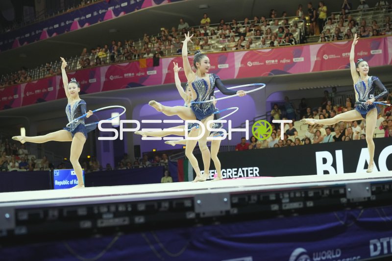Südkoreas Gruppenteam mit Reifen bei der Rhythmischen Sportgymnastik WM 2026