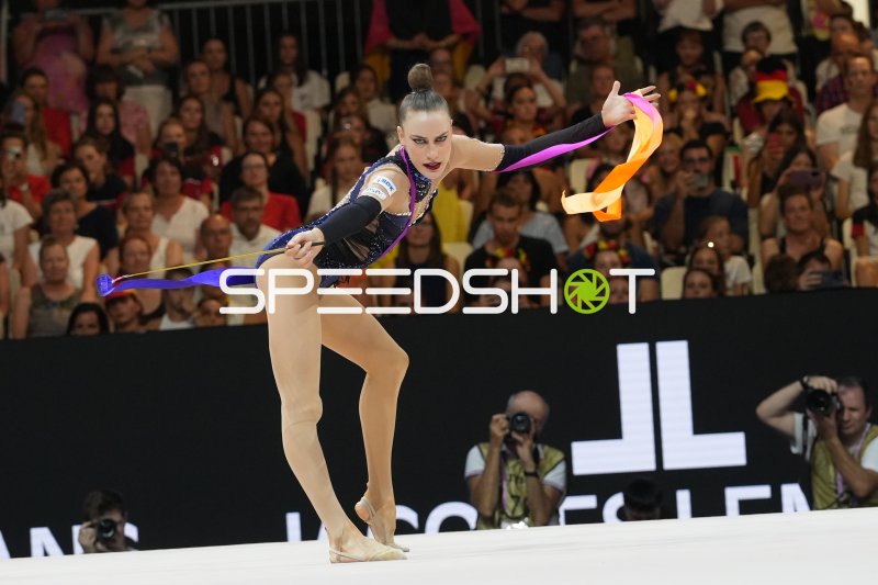 Rhythmische Sportgymnastik WM 2026 –Darja Varfolomeev mit Band in der Festhalle Frankfurt