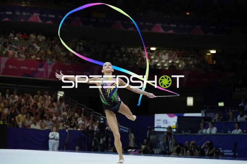 Rhythmische Sportgymnastik WM 2026 – Turnerin mit Band in der Festhalle Frankfurt