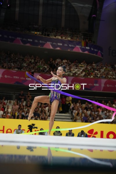 Rhythmische Sportgymnastik mit Band bei der WM in Frankfurt