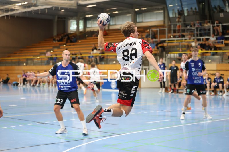 Gorazd Manojlovski (#88; HK Malmö) beim Sprungwurf gegen Grindstedt GIF