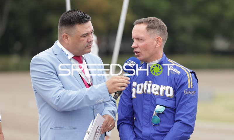 Interview auf der Rennbahn Berlin Mariendorf