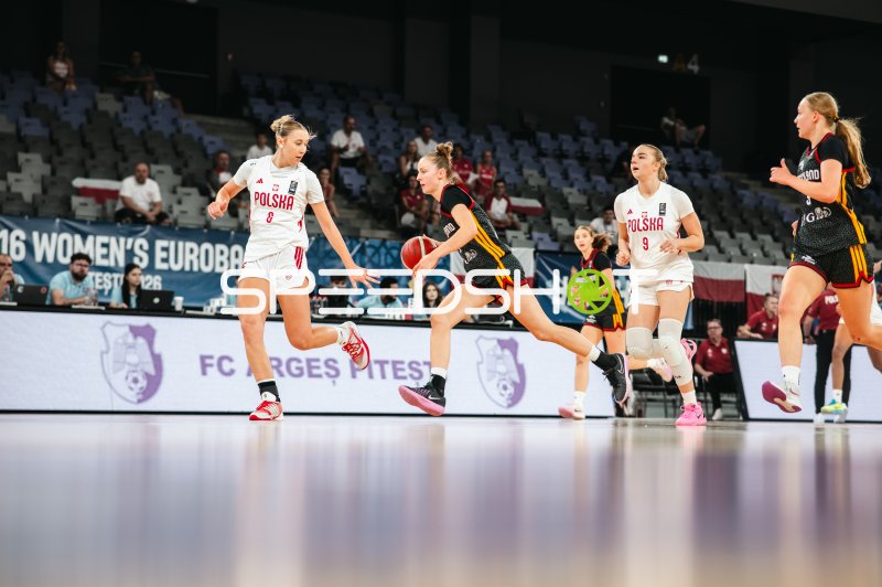 Deutschland u16w im Zweikampf gegen Poland bei der U16 Women's EuroBasket 2026