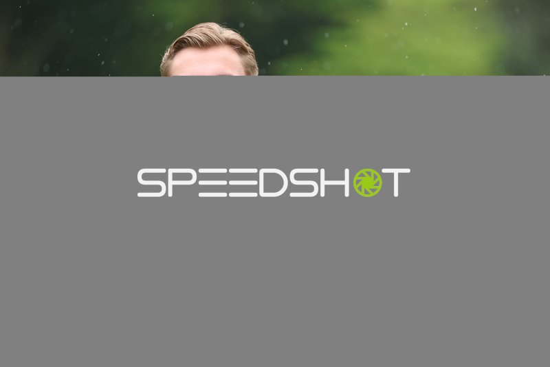 Spieler am unteren Bildrand beim Spiel in Sonsbeck