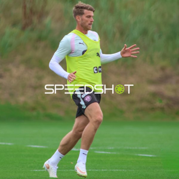 Marcus Mathisen (FC St. Pauli) beim Training in Hamburg