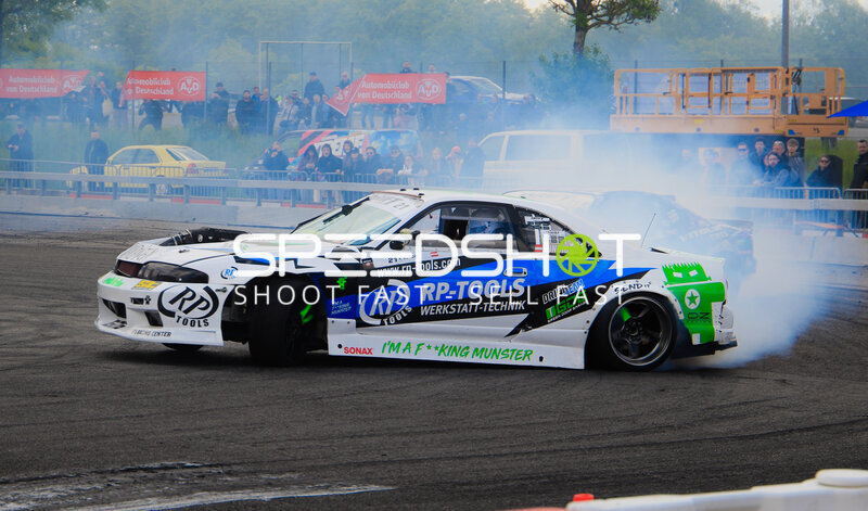 Driftfahrzeug mit Startnummer 21