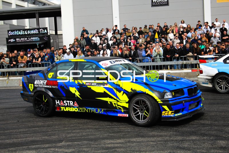 BMW E36 #405 von M. Schäfer (Shepherd Racing) beim Drift-Event