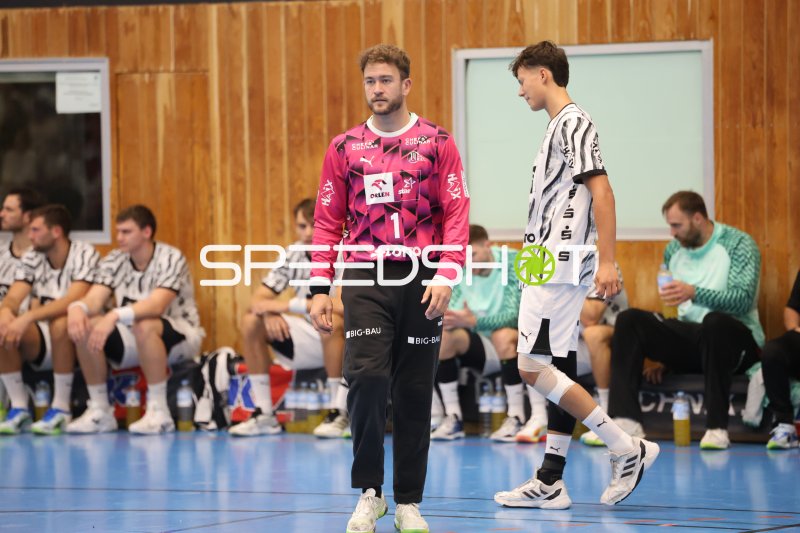 Gonzalo Perez de Vargas (#1; THW Kiel) auf dem Spielfeld in Altenholz