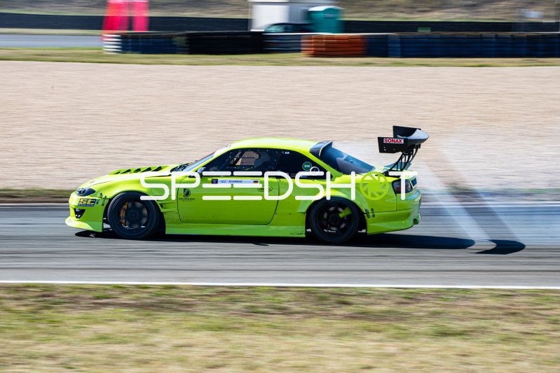 Nissan S15 #122 von D. Laroche beim Drift in Oschersleben