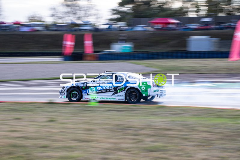 Nissan Skyline R33 #21 von Franz Kuncic (Greendoorgarage) driftet in Oschersleben