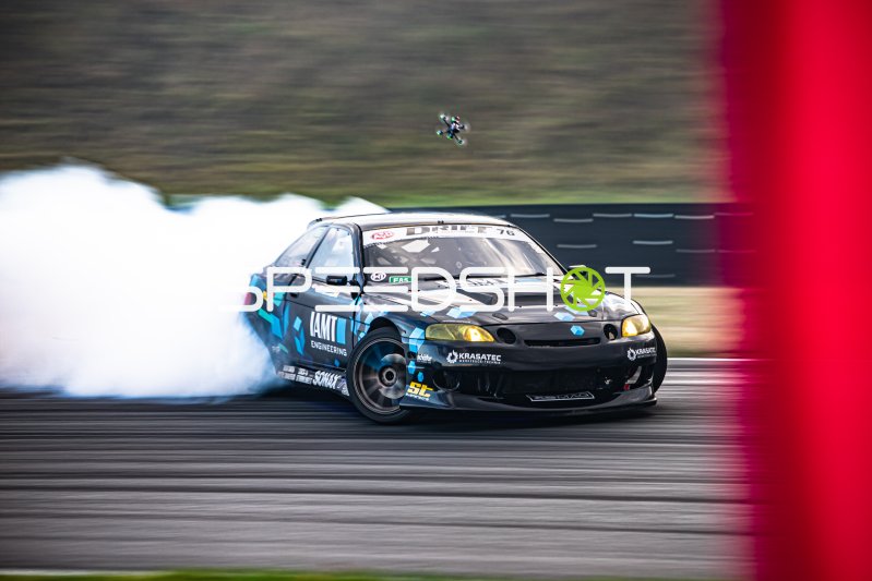 Drift-Action #76 mit massivem Reifenrauch in Oschersleben