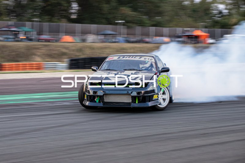 Nissan S13 #612 driftet mit starker Rauchentwicklung in Oschersleben