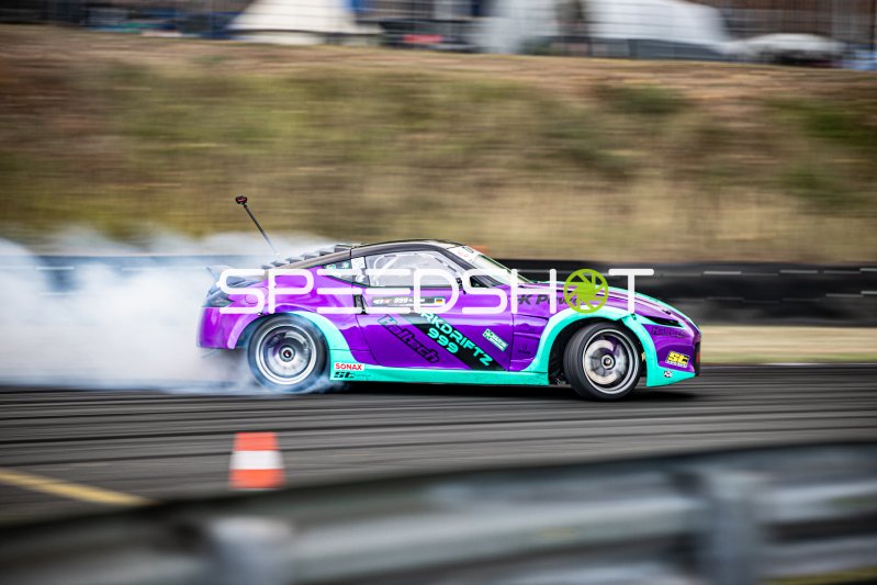 Nissan 370Z #999 von Rkdriftz beim Driften in Oschersleben