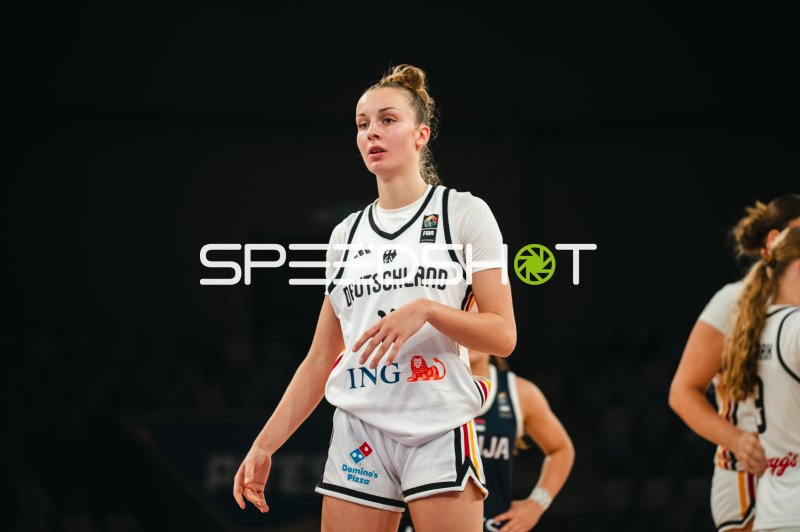 Deutschland-Spielerin beim FIBA-Turnier in Pitesti