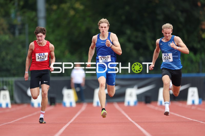 Fritzsche Fabian (1707), Justus Suhr (1614) und Luca Willig (1622) im Sprintfinale in Hannover