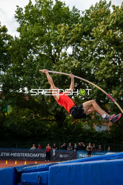 Stabhochsprung bei den Leichtathletik-Meisterschaften in Hannover