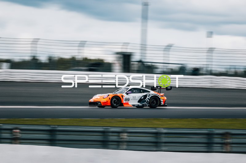 Porsche 911 GT3 R #89 von Manthey EMA auf dem Nürburgring