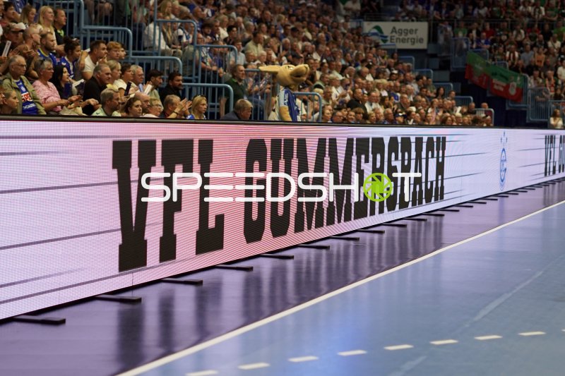 VfL Gummersbach – LED-Bande und volle Tribünen in der SCHWALBE arena