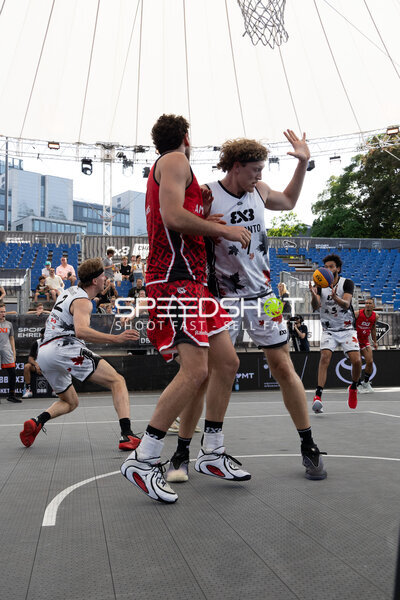 Pass von 3; Toronto CAN gegen 6; Amsterdam RABOBANK NED