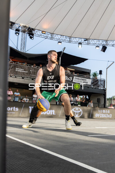 Spieler 3; Los Angeles USA mit Ball