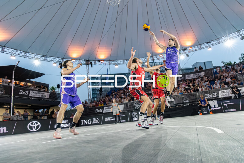 Dunk von 1; Toulouse FRA gegen 7; Amsterdam RABOBANK NED und 8; Amsterdam RABOBANK NED