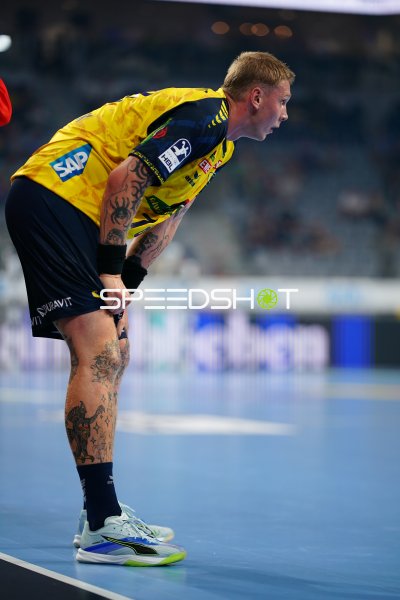 Edwin Aspenbäck (#78; Rhein Neckar Löwen) in Spielpause