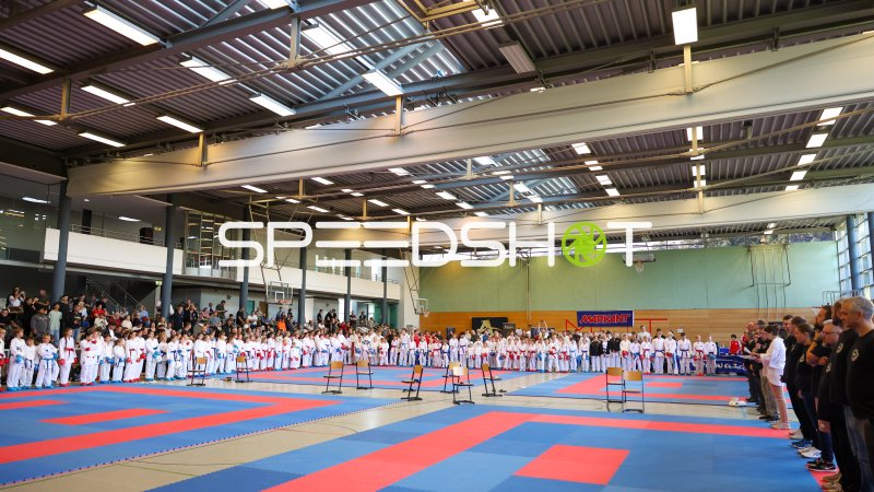 Karate-Turnier in Eckernförde – Eröffnung mit zahlreichen Teilnehmern
