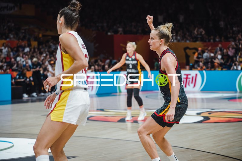 Deutschland-Spielerin bejubelt Treffer gegen Spain in der Uber Arena
