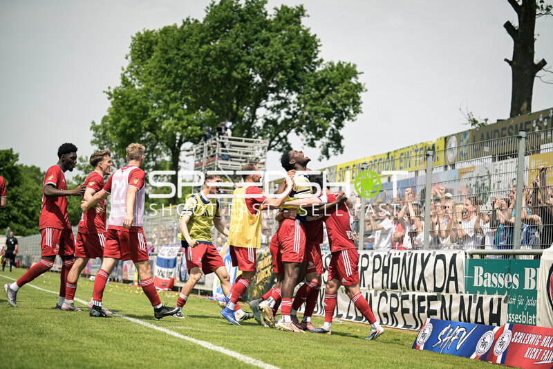 Torjubel im Todesfelde Stadion